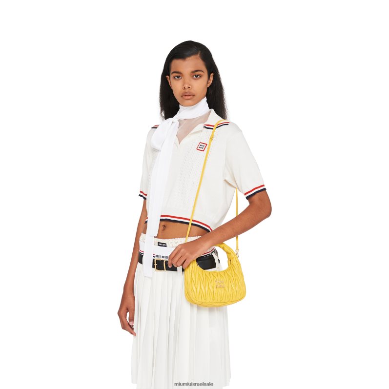⁦אוסף צהוב שטוף שמש Miu Miu wander matelasse תיק מיני נווד מעור נאפה FNPPL2⁩ – תמונה ⁦2⁩