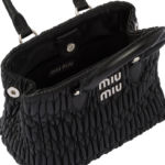 ⁦אוסף שָׁחוֹר Miu Miu תיק יד מעור נאפה קריסטל FNPPL154⁩ – תמונה ⁦6⁩